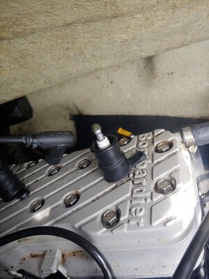 spark plug boot.jpg